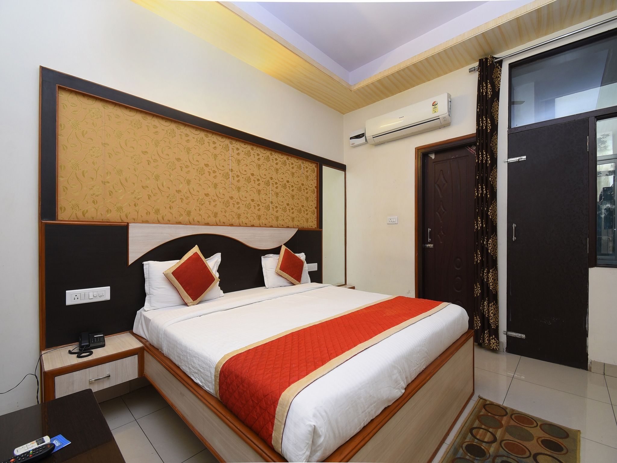 Royal Celebration Inn