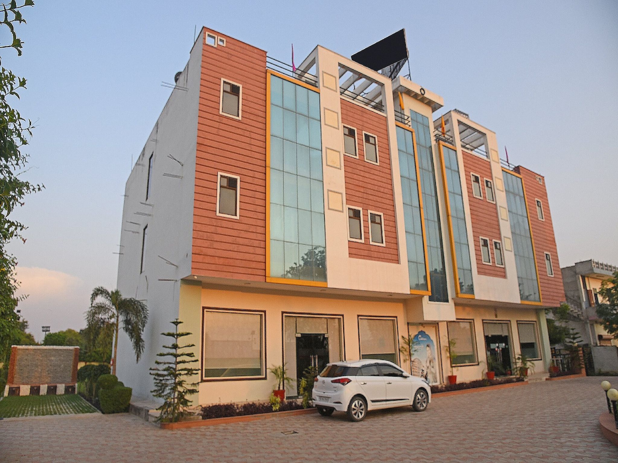 undefined Royal Celebration Inn