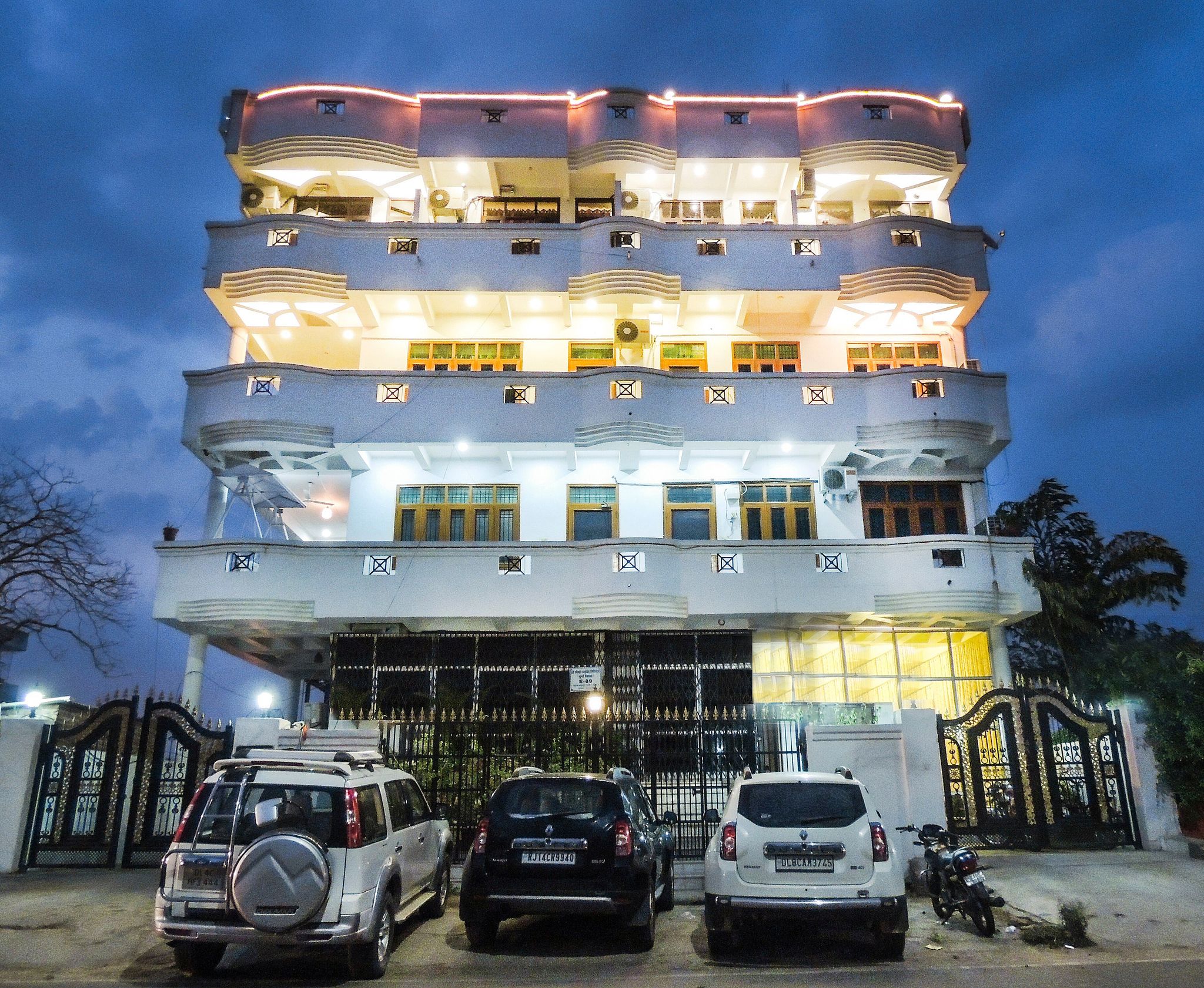 undefined Hotel Raj Regency 7