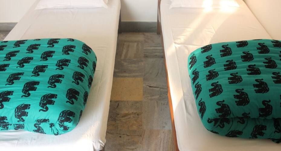 Roadhouse Hostels Jaipur AC Standard Private Room