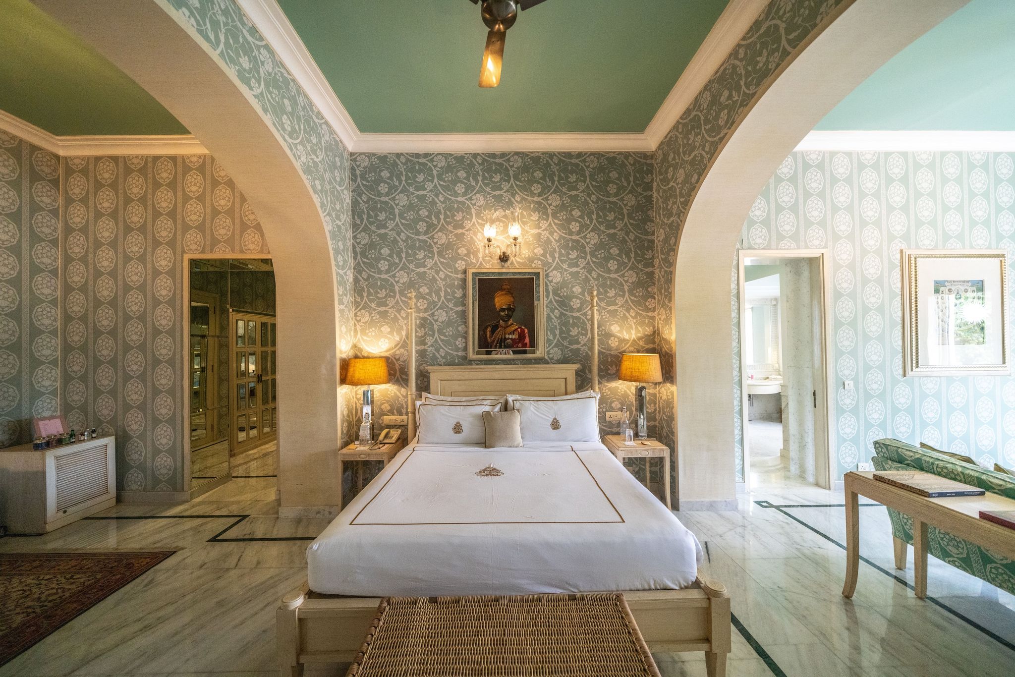 The Queen Elizabeth Suite (2 bed room Suite)