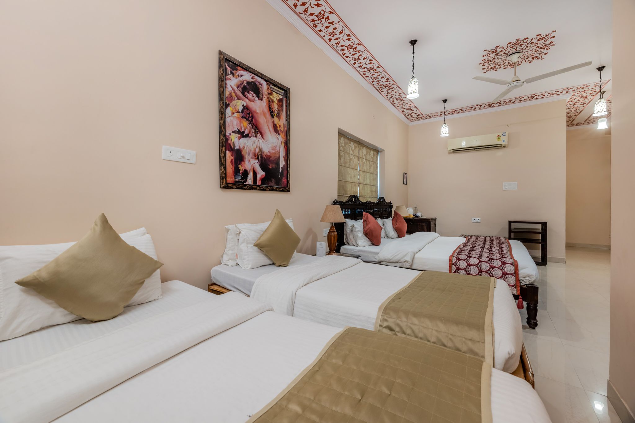 Suryaa Villa Jaipur- A City Centre Heritage Haveli Family Room 3