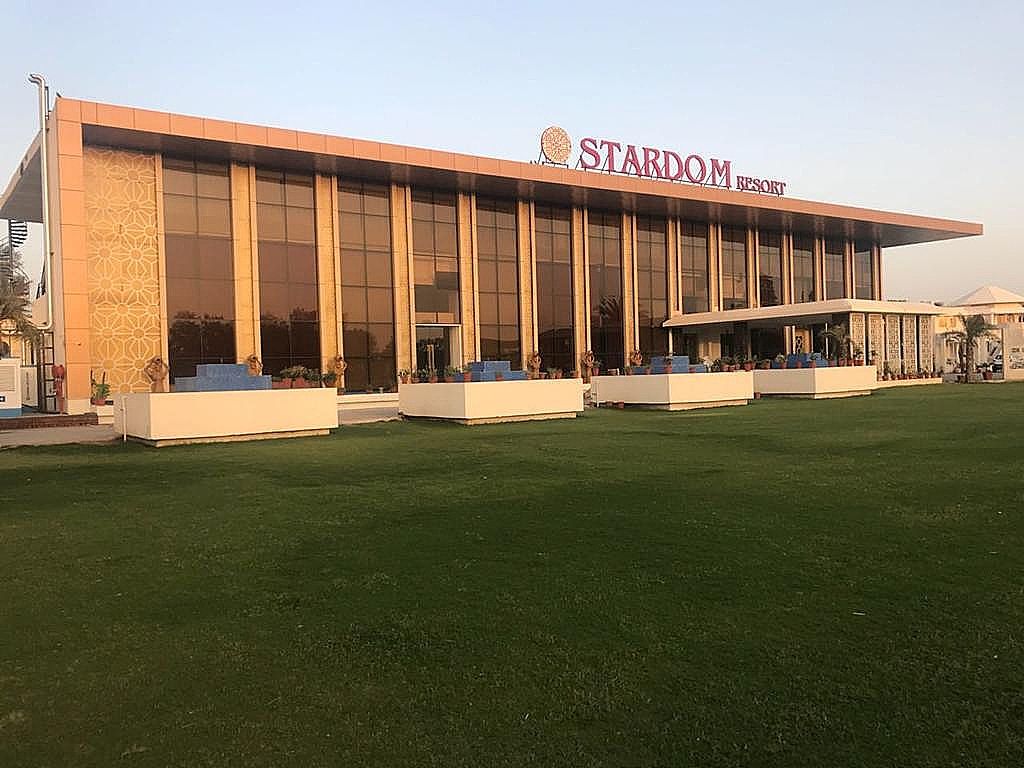 Hotel Exterior
