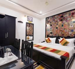 Hotel The Legend Haveli Deluxe Room 6