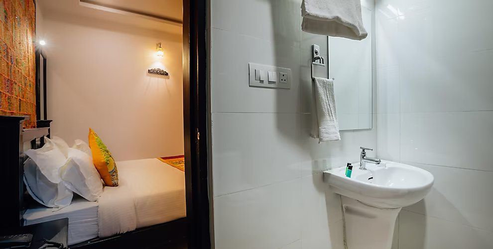 Hotel The Legend Haveli Deluxe Room 8