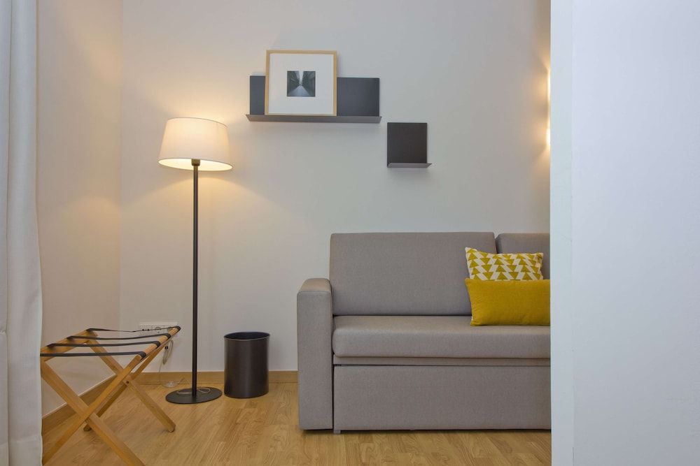 Aparthotel Atenea Valles Family Room 19