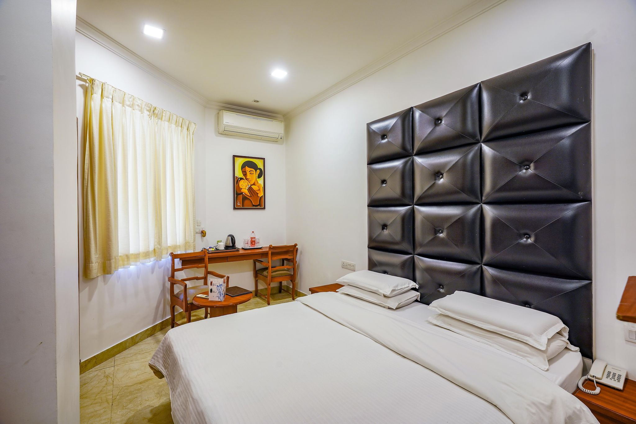 Hotel Aram, Jamnagar Standard AC Room