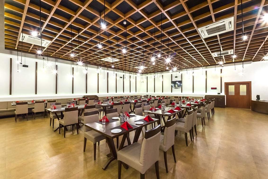 Food & Dining