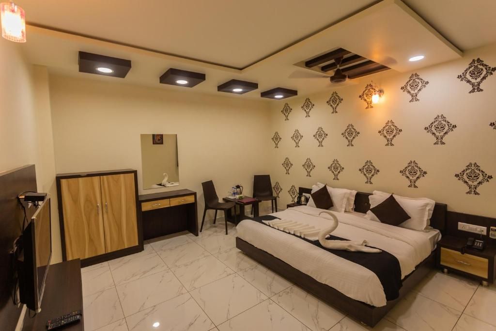 Hotel Shri Ram Residency Sanitized Super Deluxe Room 14