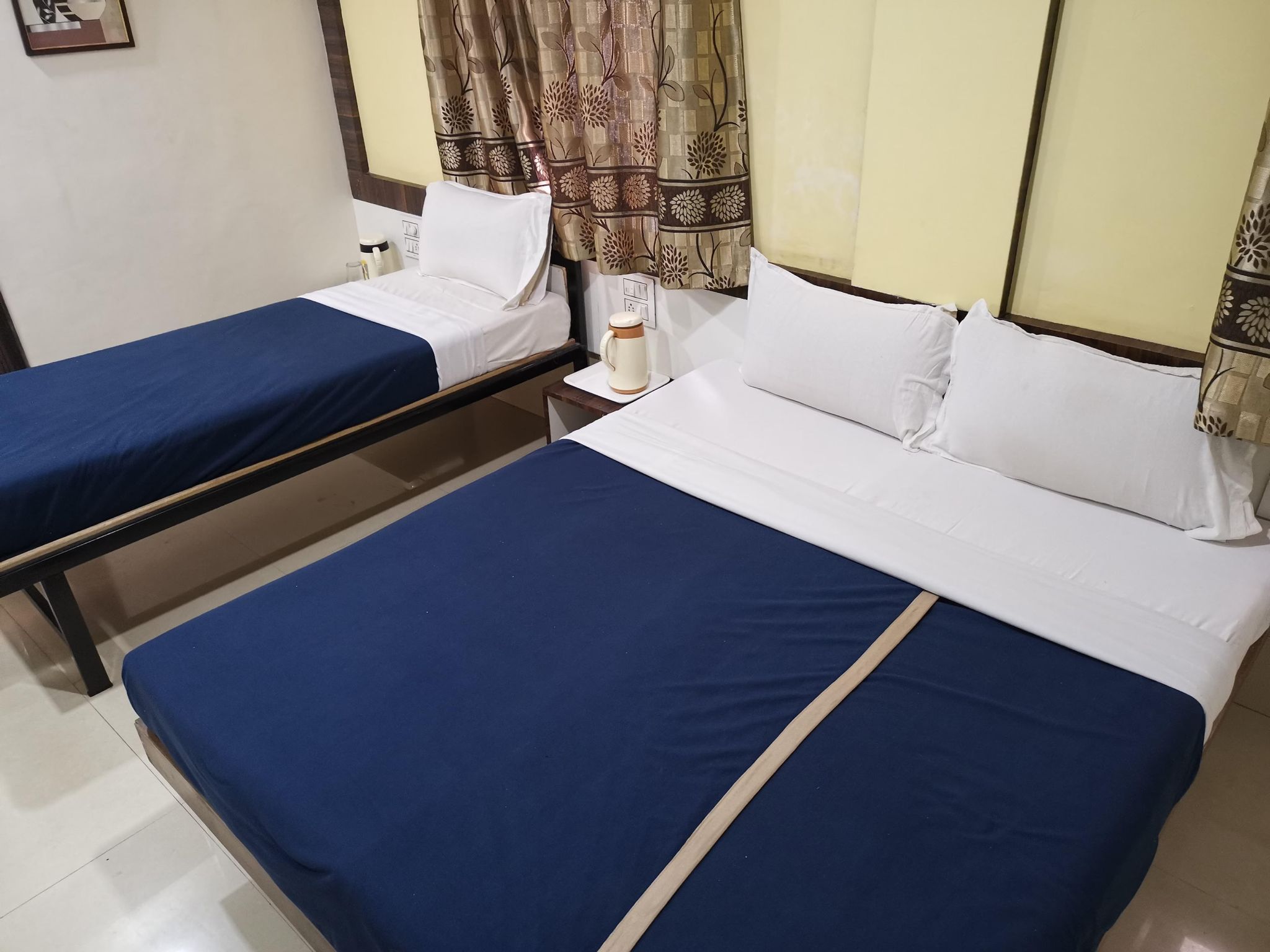 Hotel Royal Treat Deluxe AC Room 2