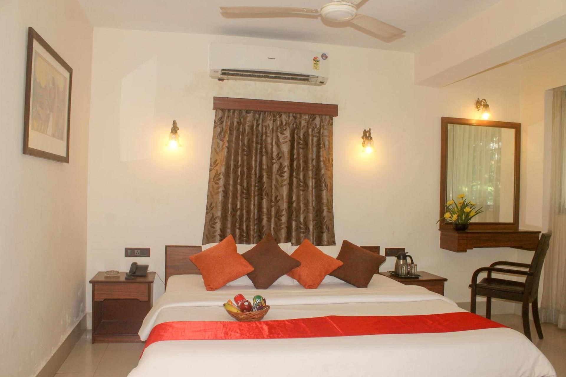 undefined Wise Owl Comfotel 10