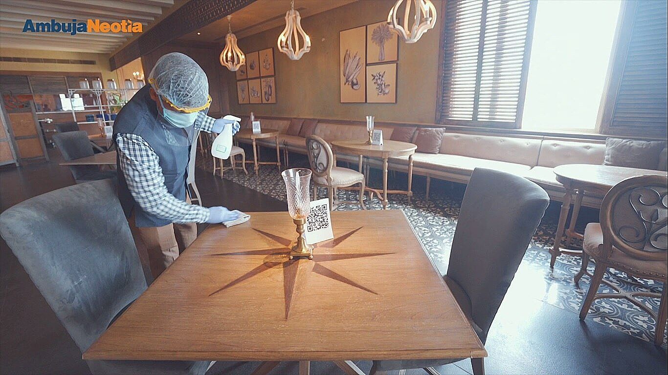 Food & Dining