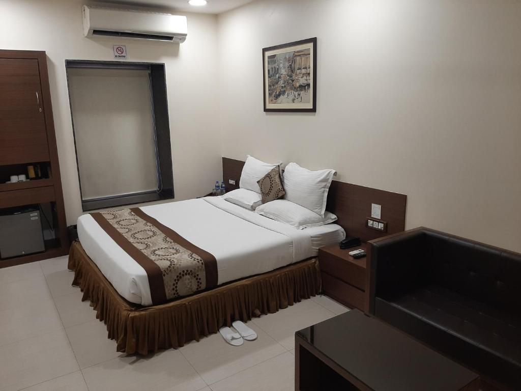 undefined Hotel Ananya 5