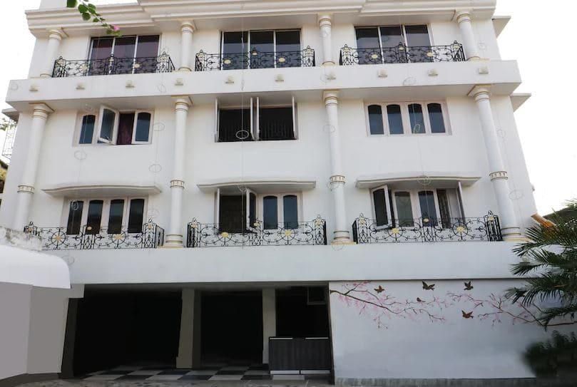 undefined Georgian Inn 9