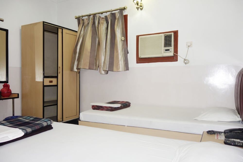 Hotel Akash Ganga Double Room-Twin 2