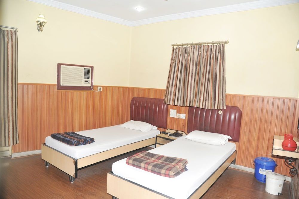 Hotel Akash Ganga Double Room-Twin