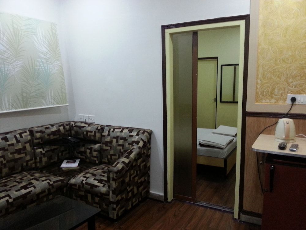 Hotel Akash Ganga Suite 3