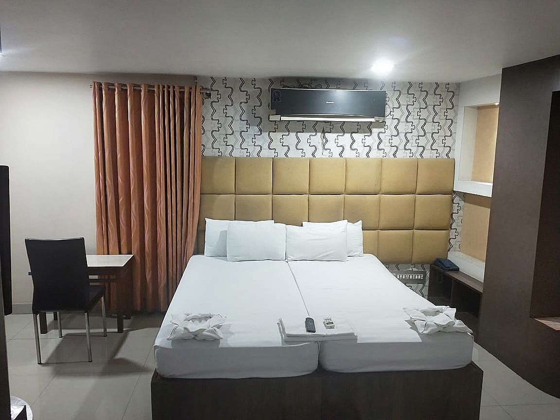 undefined Hotel Eastern Plaza 5