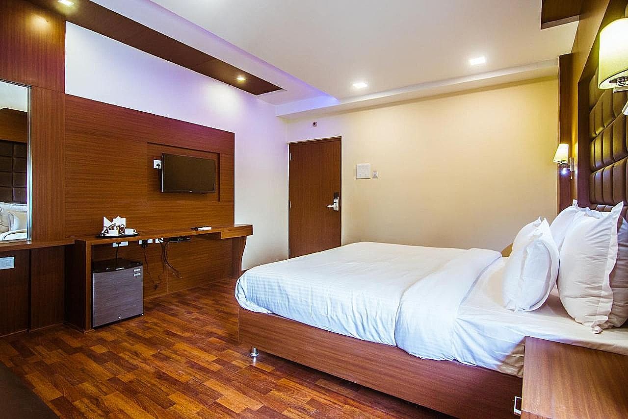 Hotel Sawood International Standard Room with Free Wi-fi