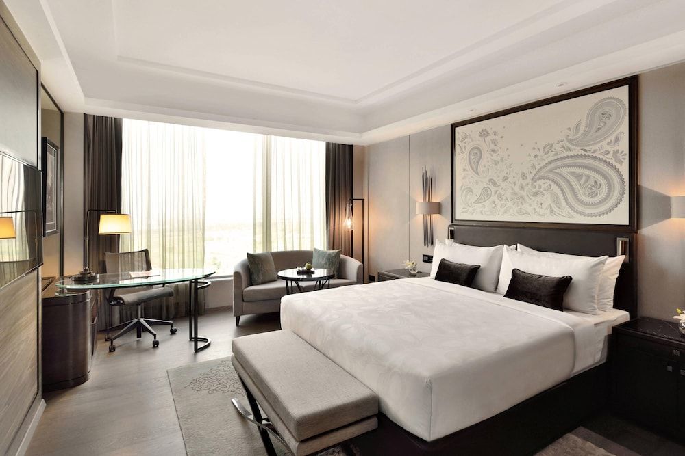 JW Marriott Hotel Kolkata Room, 1 King Bed 5