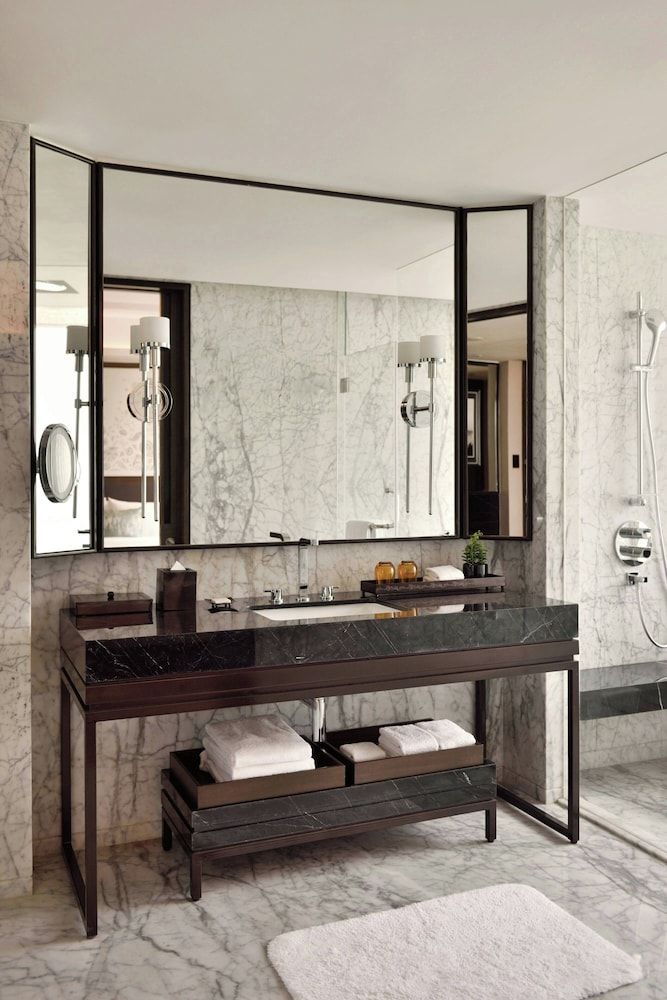 JW Marriott Hotel Kolkata Room, 1 King Bed 7