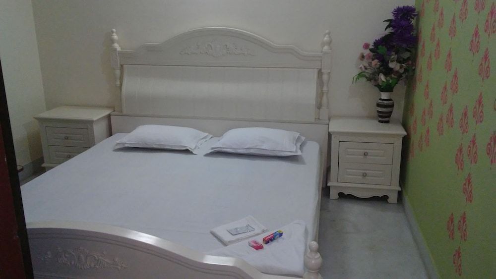 Economy Double Room, 1 Double Bed, Non Smoking, City View