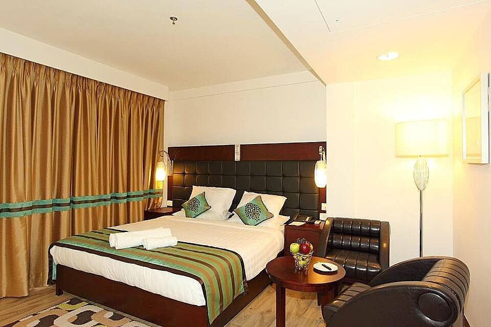 CORP Superior Room