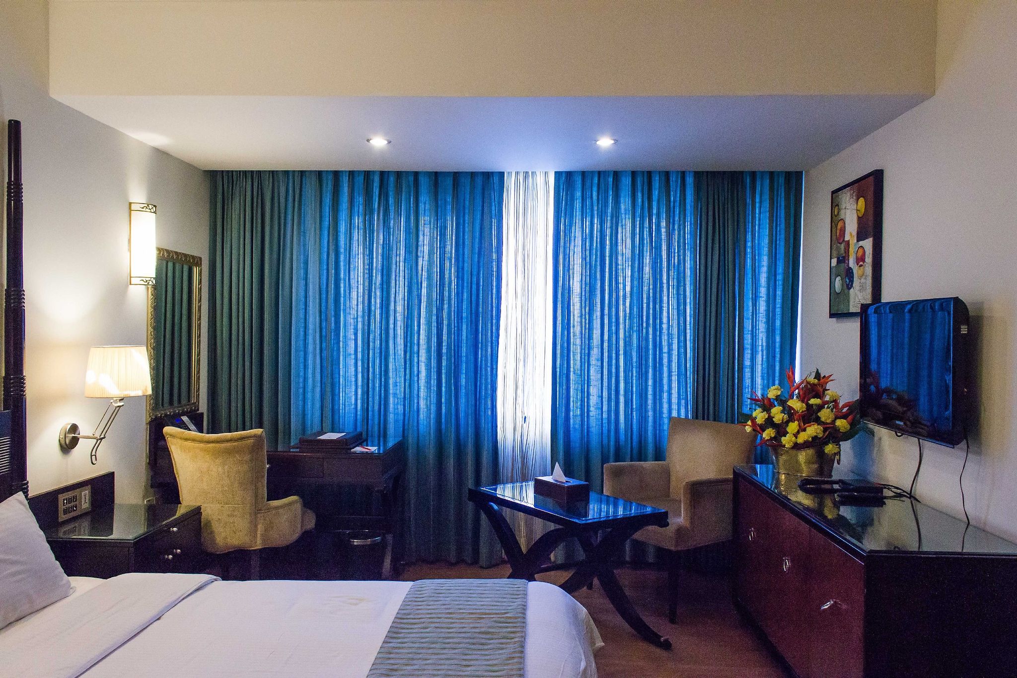 Windsor Rajadhani Deluxe Room 8