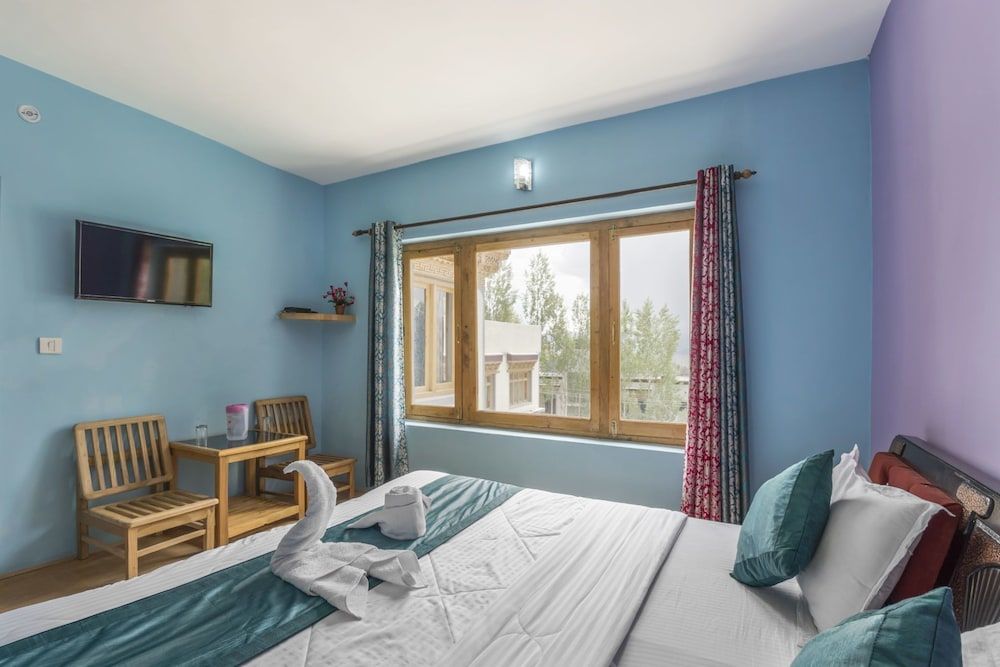 GuestHouser 1 BR Guest house 9202 Classic Duplex, 1 Double Bed 6