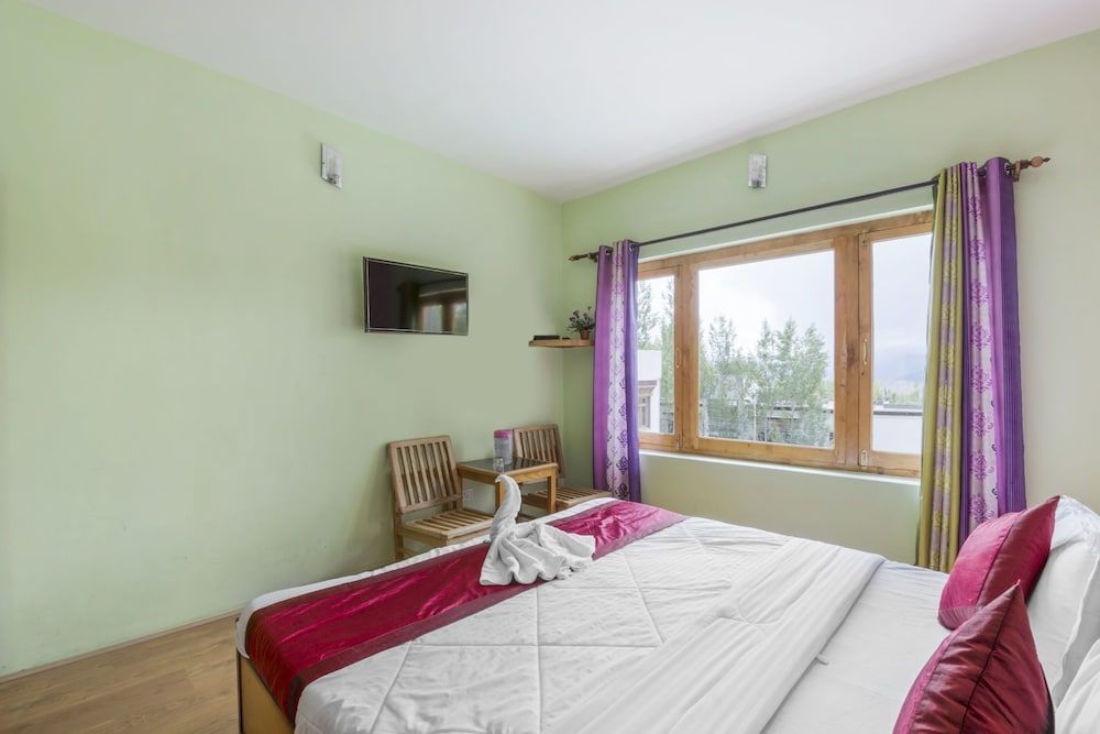 GuestHouser 1 BR Guest house 9202 Classic Duplex, 1 Double Bed 8