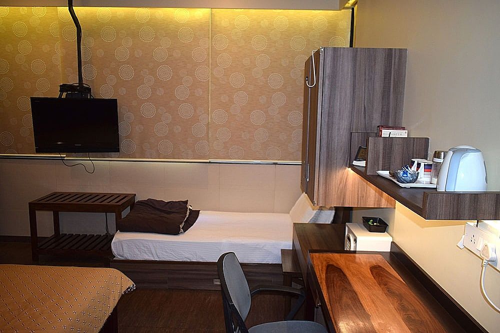 Apartment In Mumbai City Centre Standard Triple Room, 1 Bedroom 6