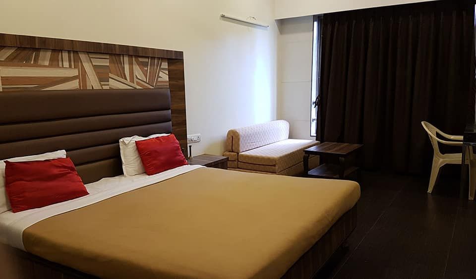 AC Deluxe Room