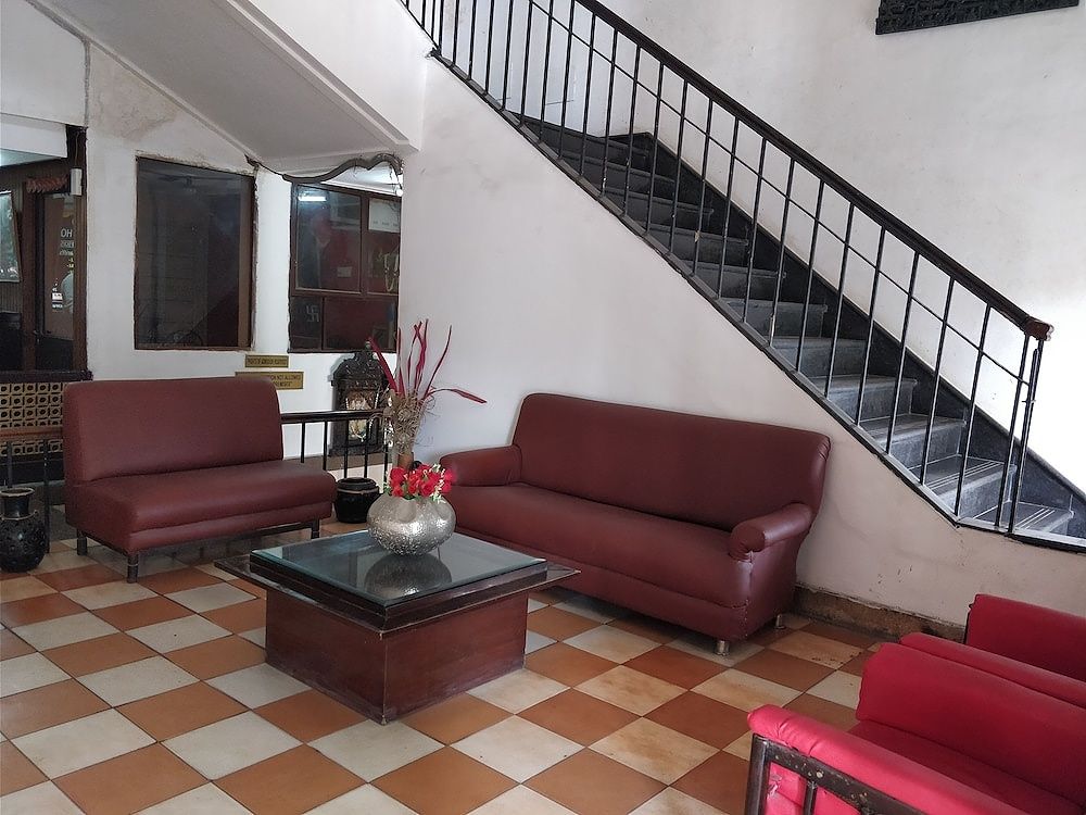 undefined Central Hotel 3