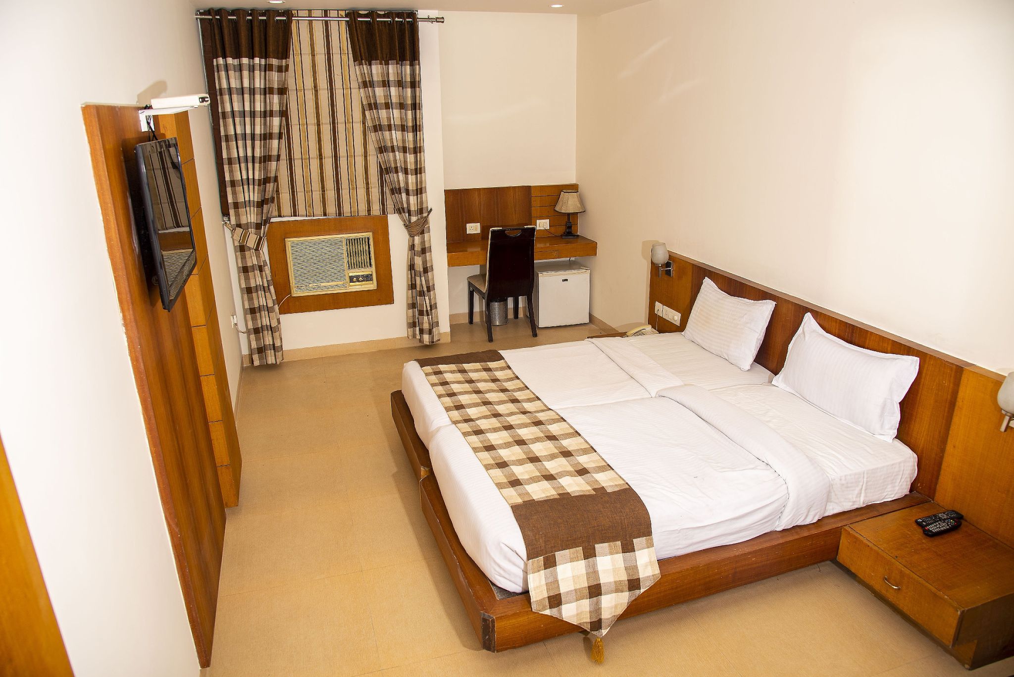 Hotel The Continental Suite Room 4