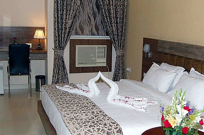 Hotel The Continental Suite Room 3