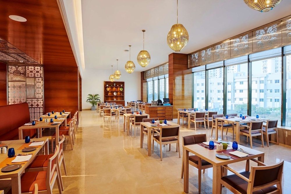 undefined Hilton Garden Inn Lucknow 4