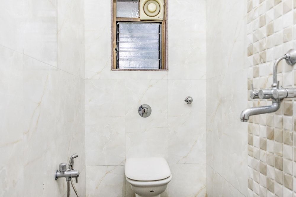 GuestHouser 4 BHK Bungalow e5ac Comfort House, 4 Bedrooms 9