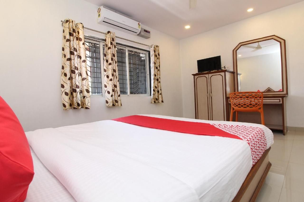 undefined OYO 37185 Jambhale Palace 5