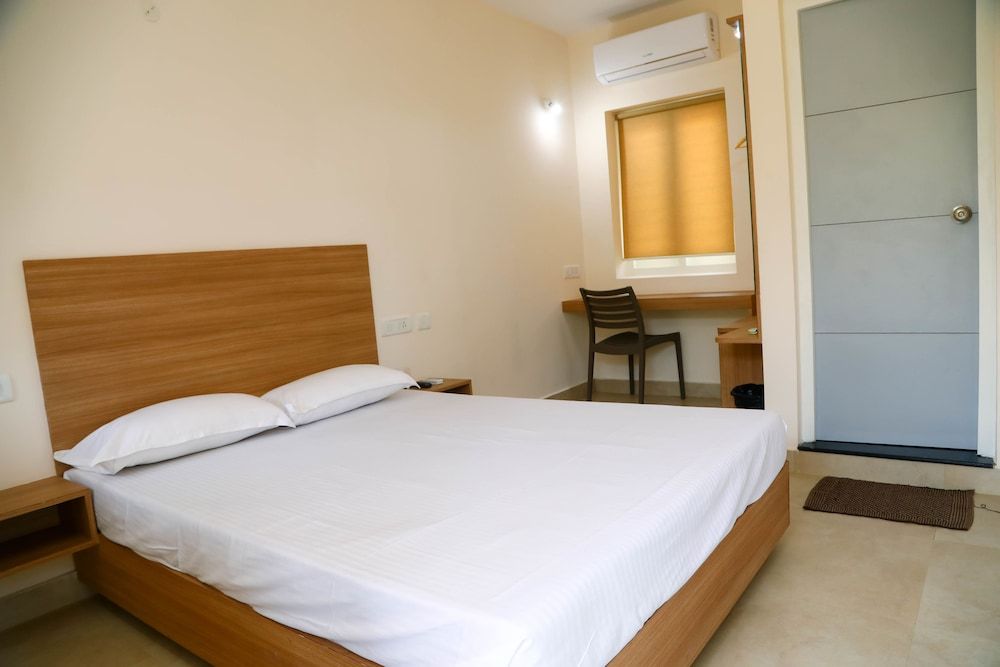 Oceanside Mahabalipuram Standard Queen Bed Room 2