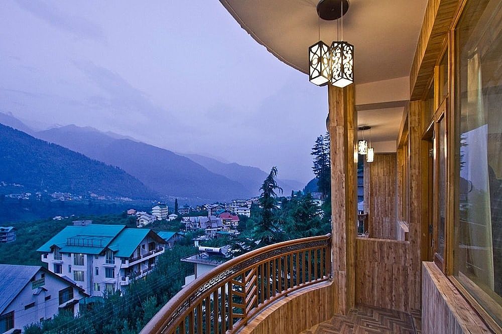 undefined Snow Season Resort Manali 2