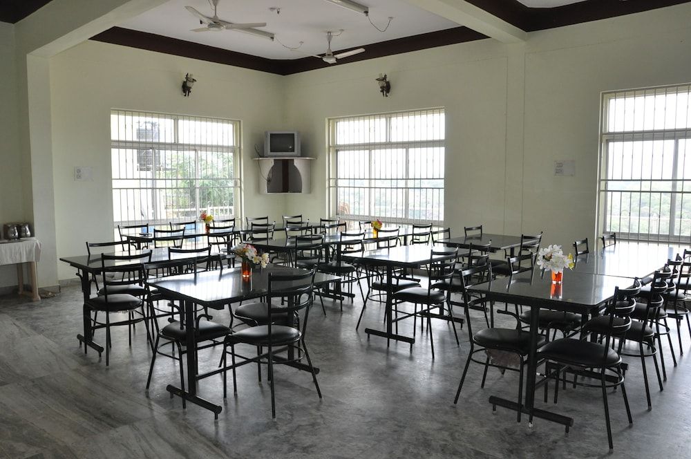 undefined KSTDC Hotel Mayura Gaganachukki 4