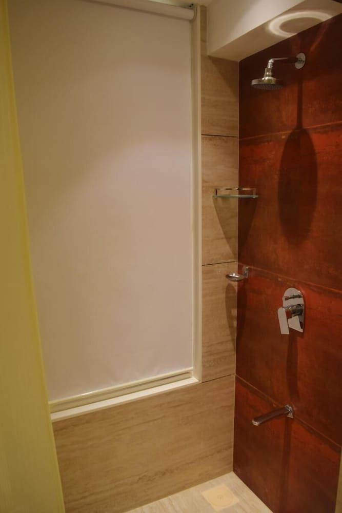 South Coast Hotels Thane Deluxe Room, City View 5