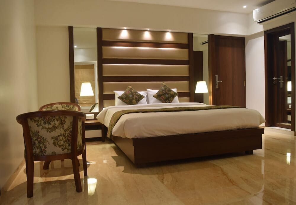 South Coast Hotels Thane Executive Room, City View 4