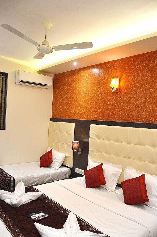 HOTEL AK INTERNATIONAL Deluxe Triple Room 10