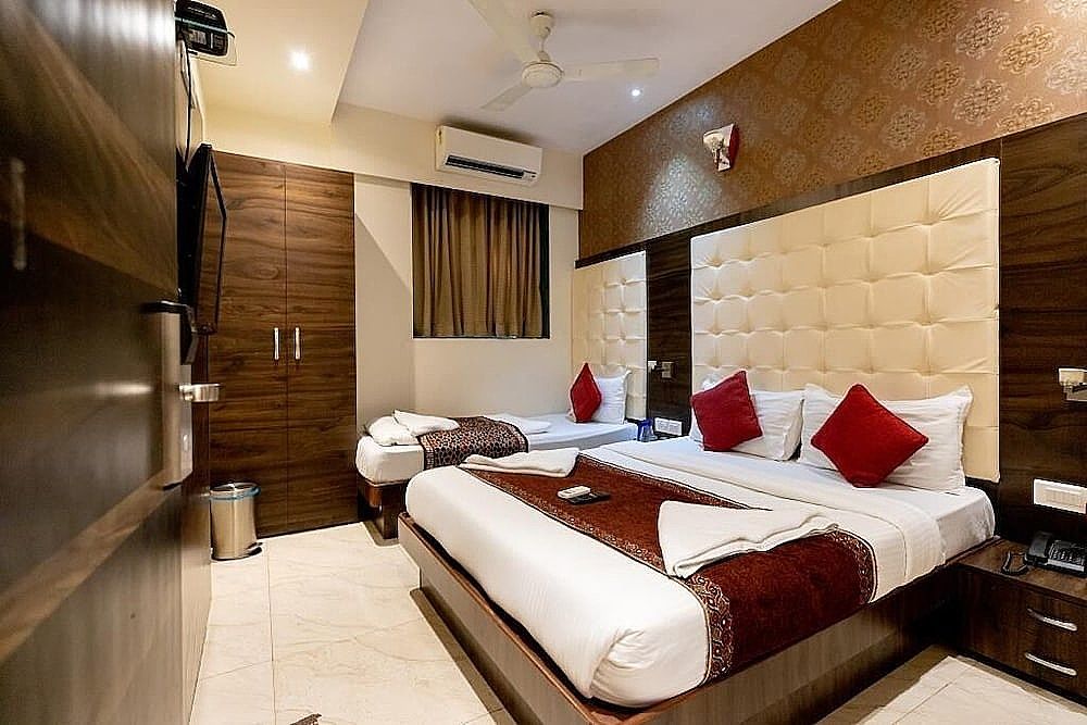 HOTEL AK INTERNATIONAL Deluxe Triple Room 12