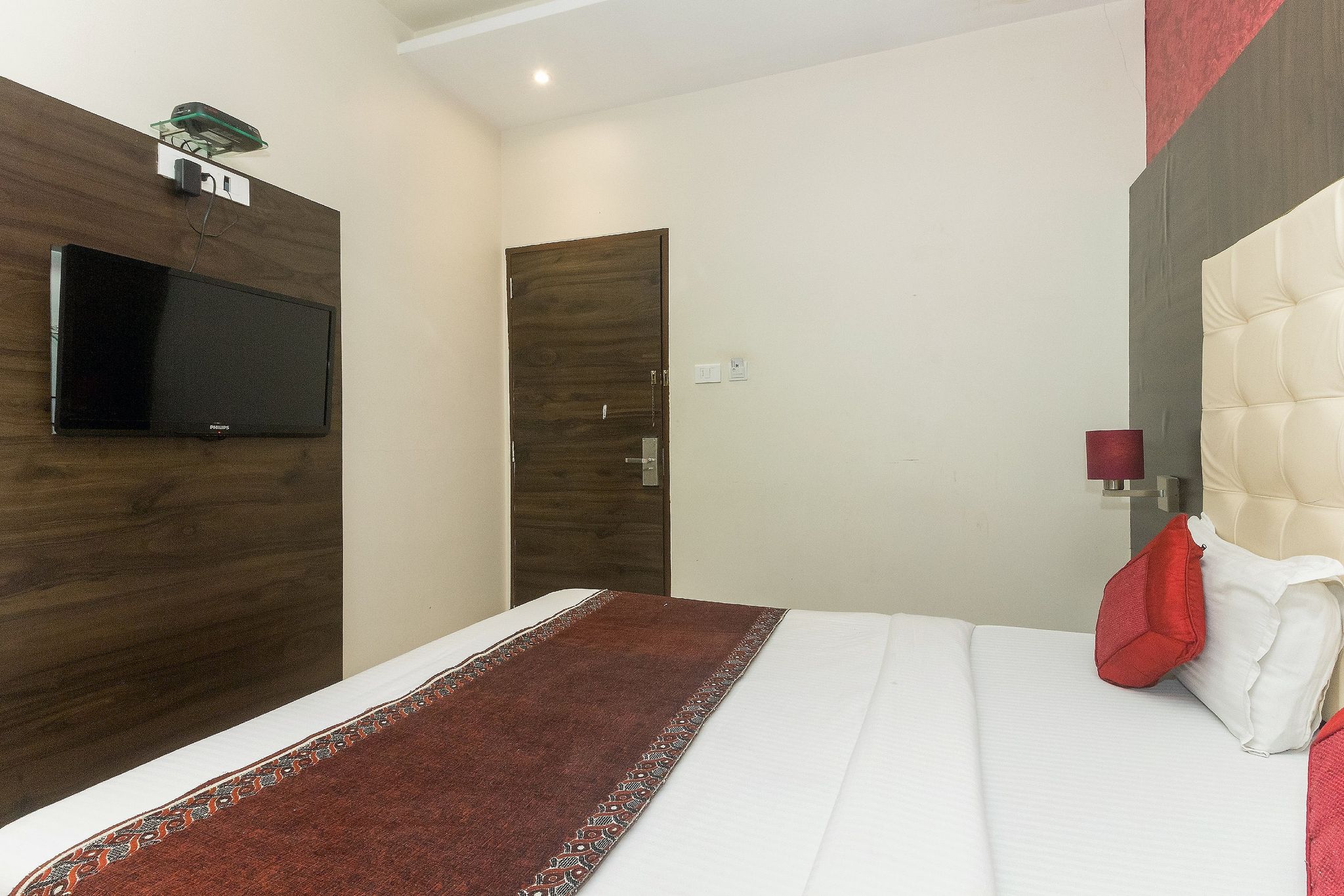 HOTEL AK INTERNATIONAL Deluxe Double Room 5