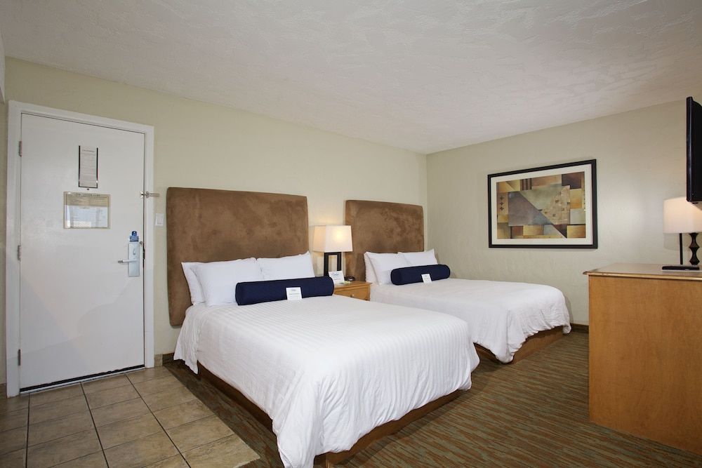 undefined Surfer Beach Hotel 2