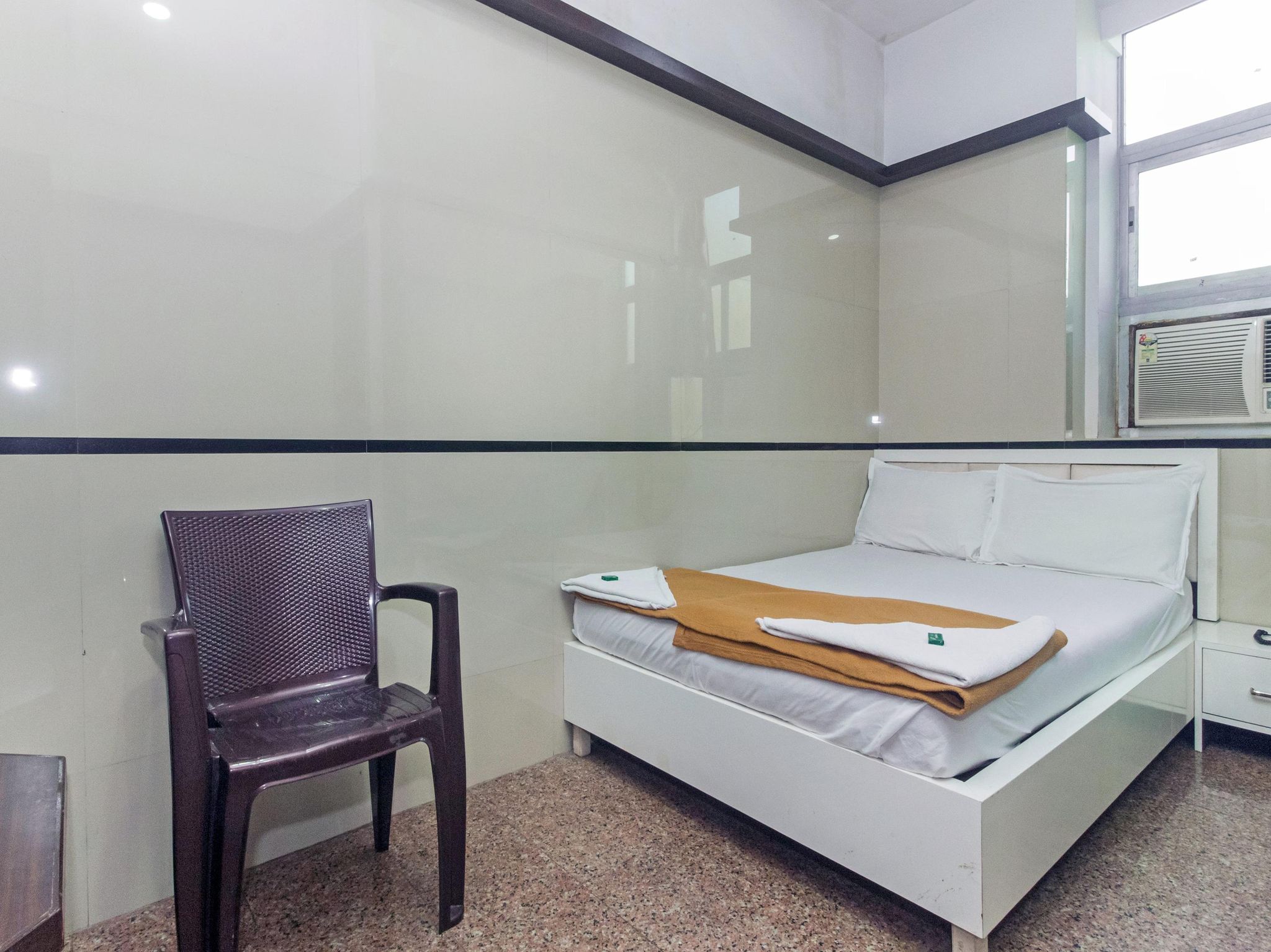 Standard Room (Small Rooms) (Age Limit for check in 21 Yrs)