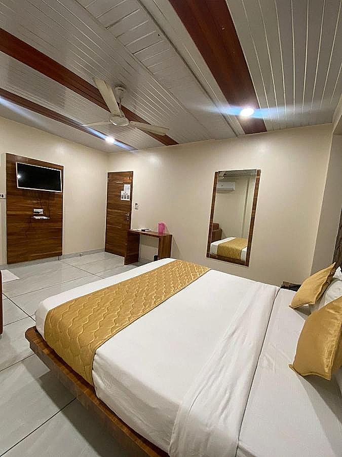 Pearl View - Near US Embassy BKC Deluxe Room