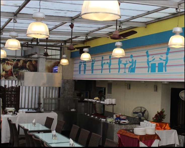 Food & Dining